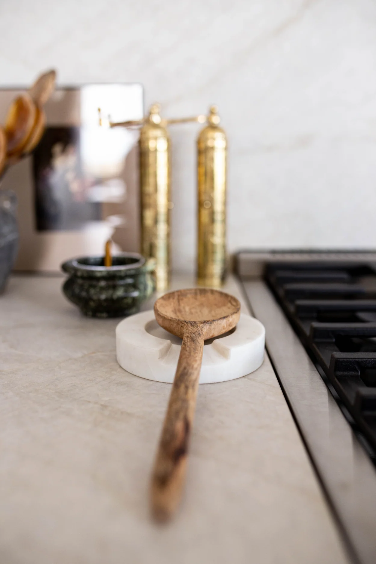 White Marble Round Spoon Rest