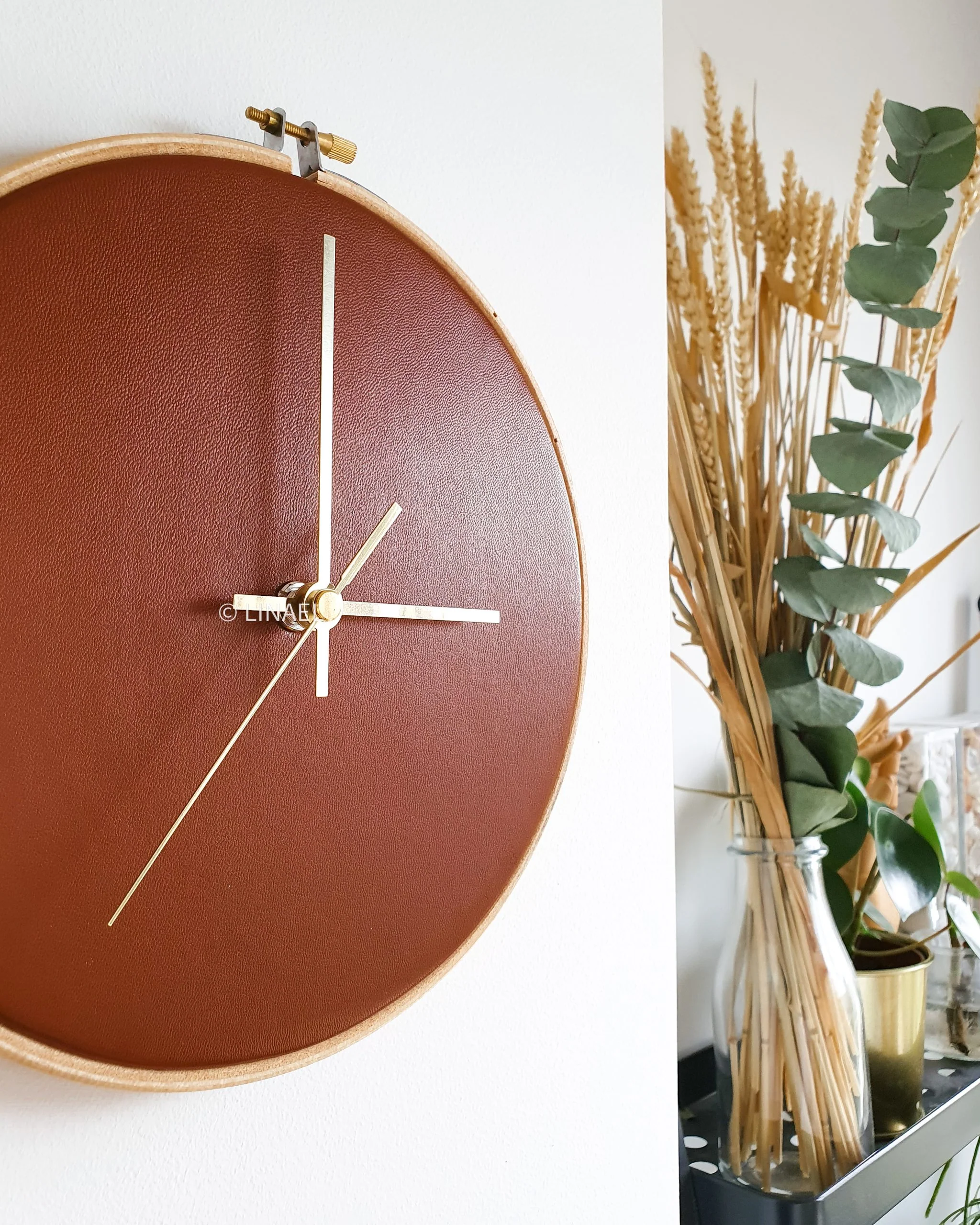 Linael Leather Wall Clock, Cognac
