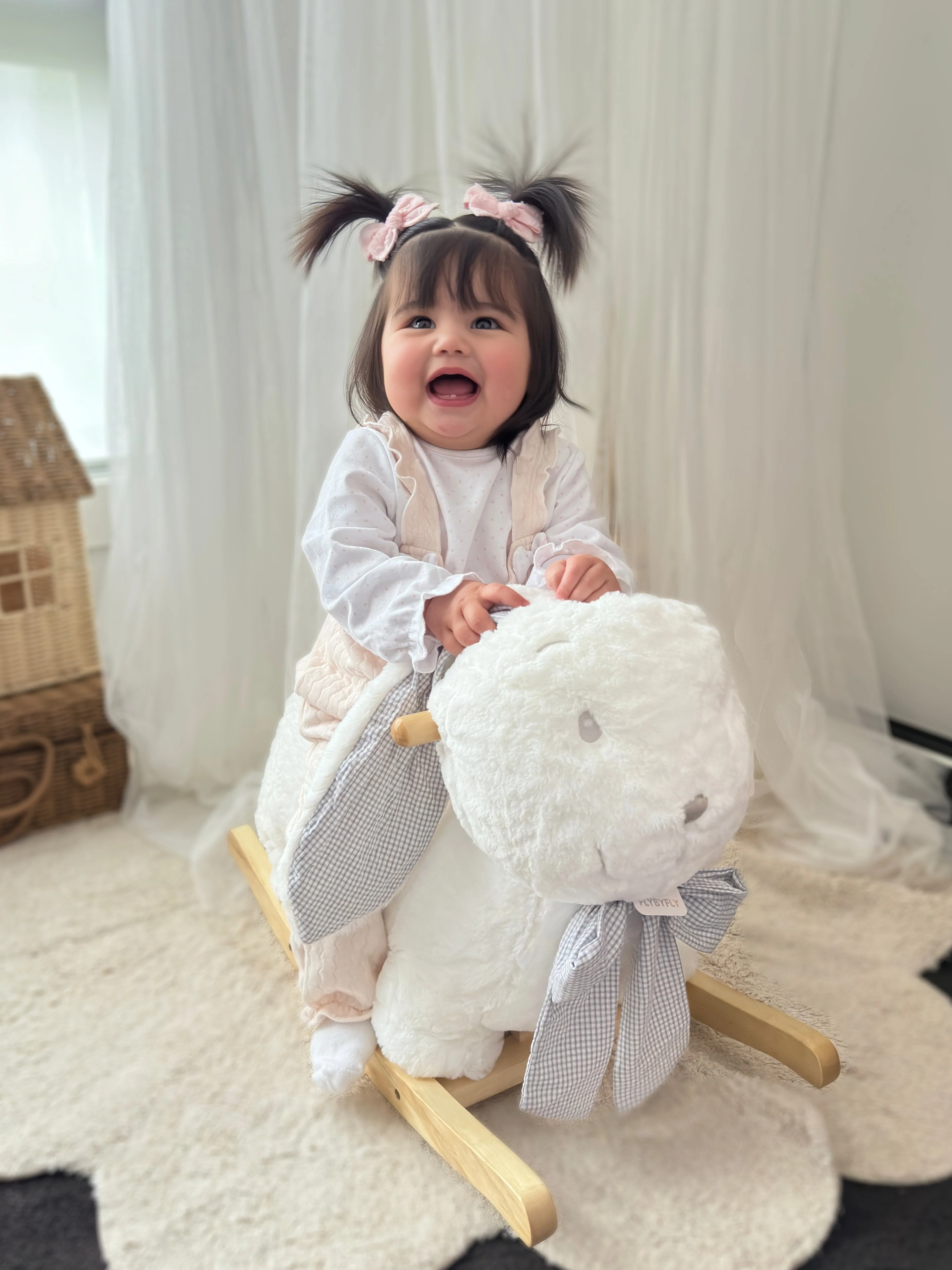 Rocking Bunny | White & Grey