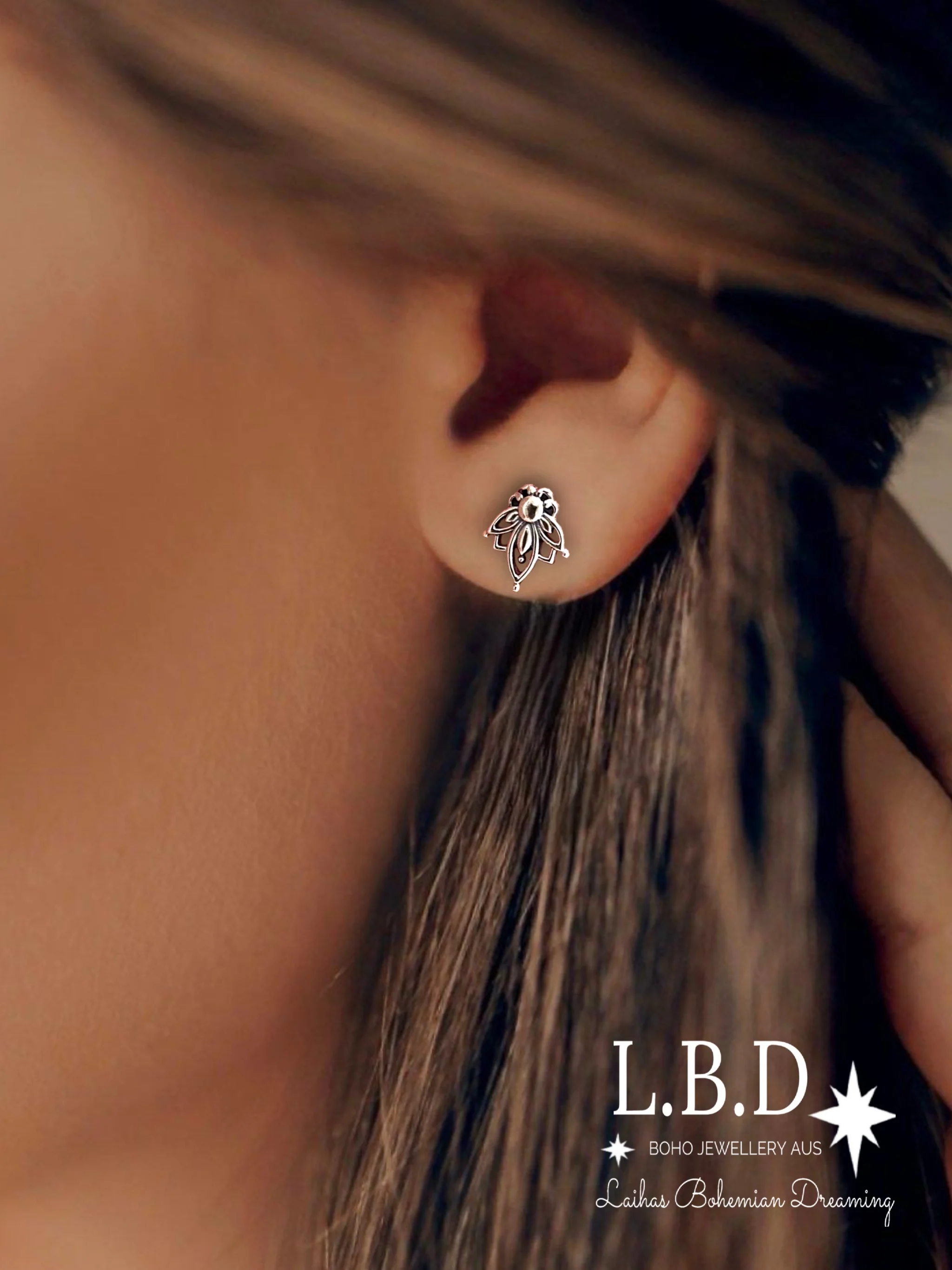 Laihas Swinging Lotus Flower Studs