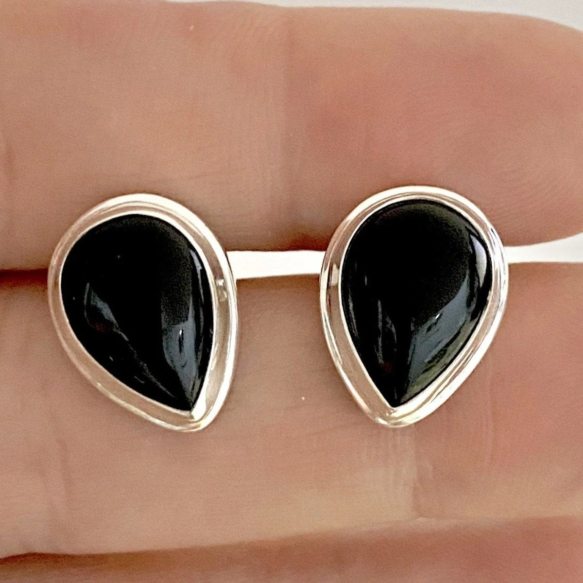 Laihas Handcrafted Raindrop XLarge Black Agate Earrings - Simple studs