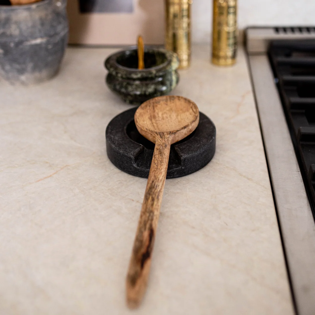 Charcoal Marble Round Spoon Rest