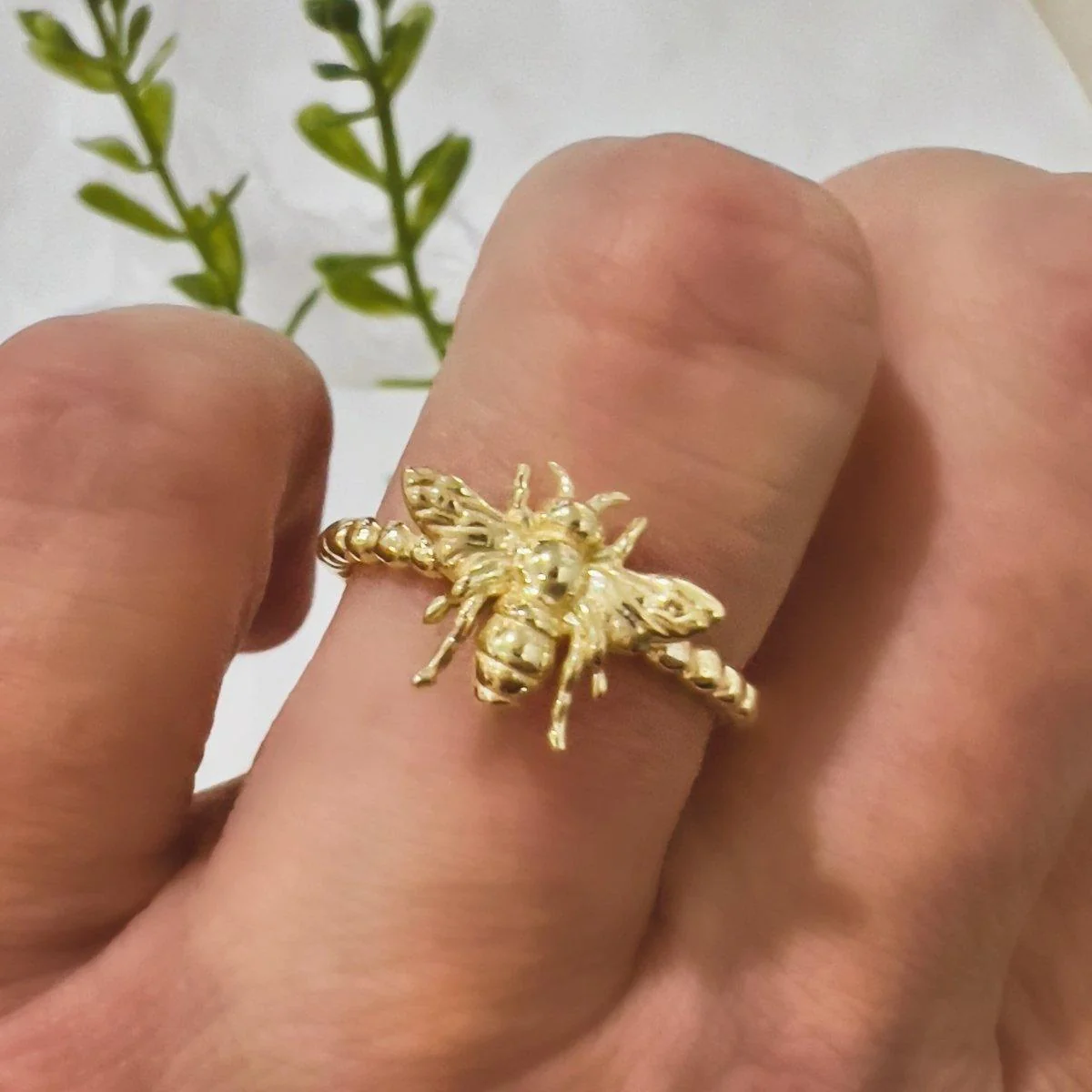 Laihas Bee-autiful Gold Bee Ring Ass sizes