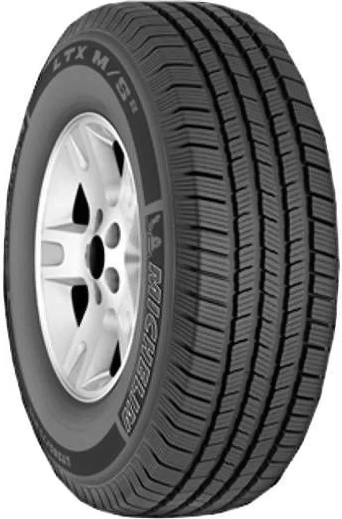 Michelin LTX M/S2 265/70R17 113 T Tire Fits: 2014-18 Chevrolet Silverado 1500 WT, 2010-20 GMC Sierra 1500 SLE