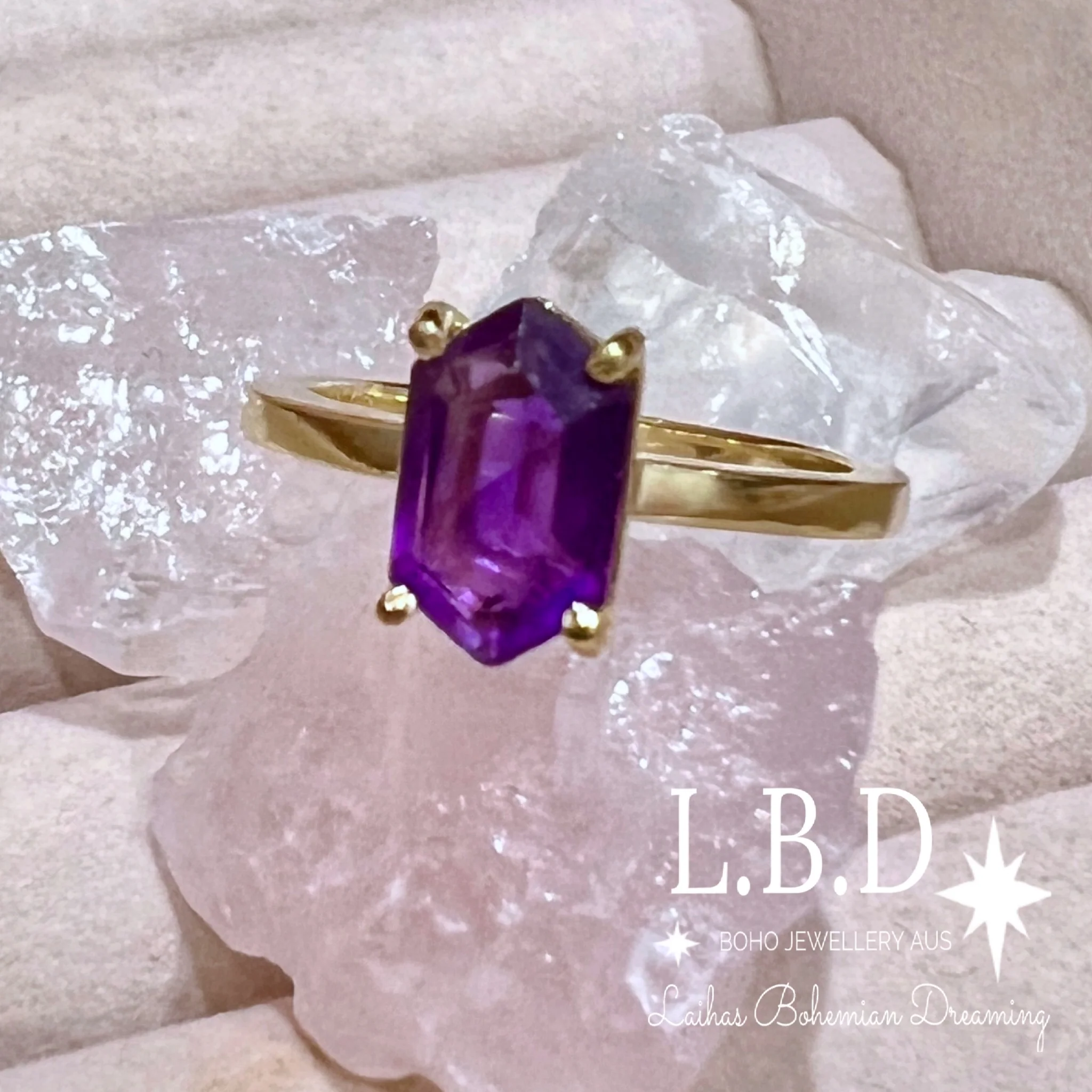 Laihas Gold Mini Hex Crystal Amethyst Ring