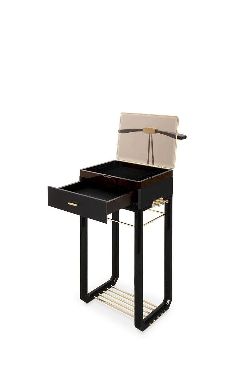 Waltz Valet Stand