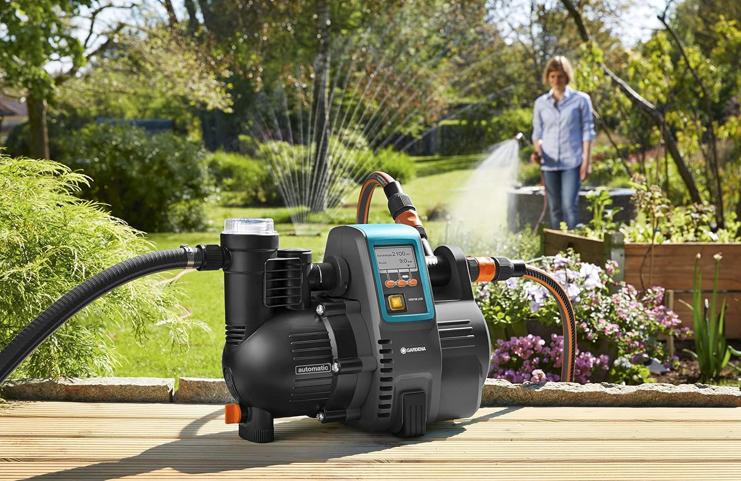 Gardena Comfort Hauswasserautomat 5000/5E LCD: Hauswasserpumpe mit LC-Display, energiesparend, Fördermenge 5000 l/h, 1300W Motor mit Thermoschutzschalter, Trockenlaufsicherung (1759-20)
