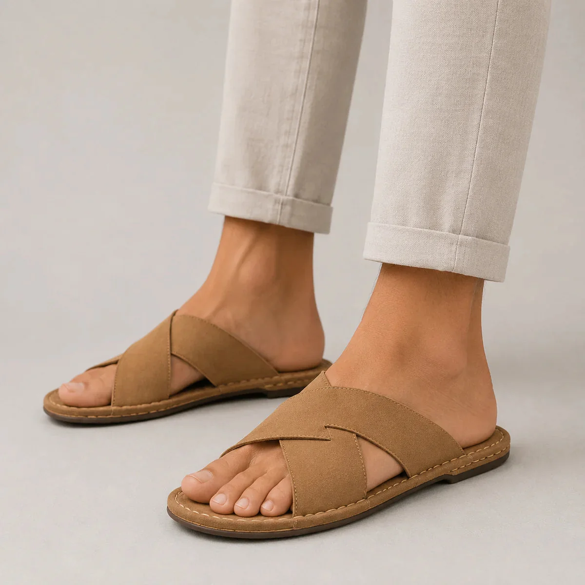 Unisex Cross-Strap Sandals Lightweight Breathable Design