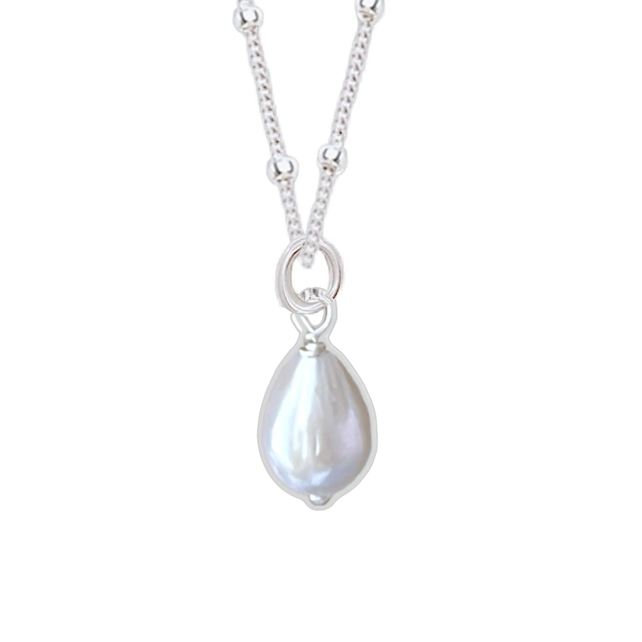 Laihas Pearly Hearts Petite Pearl Necklace