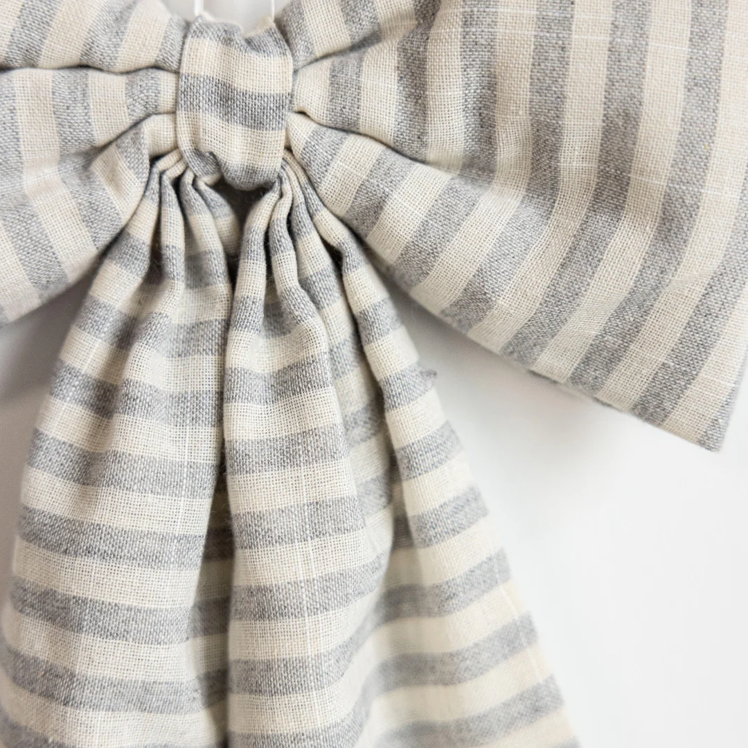 Striped Grey Blue Bow Garland