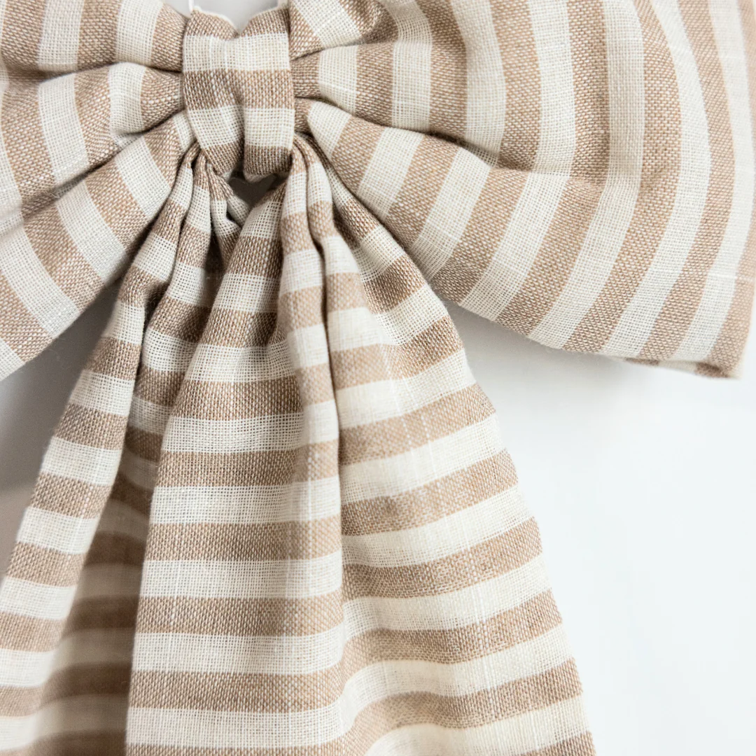 Striped Beige Sand Bow Garland