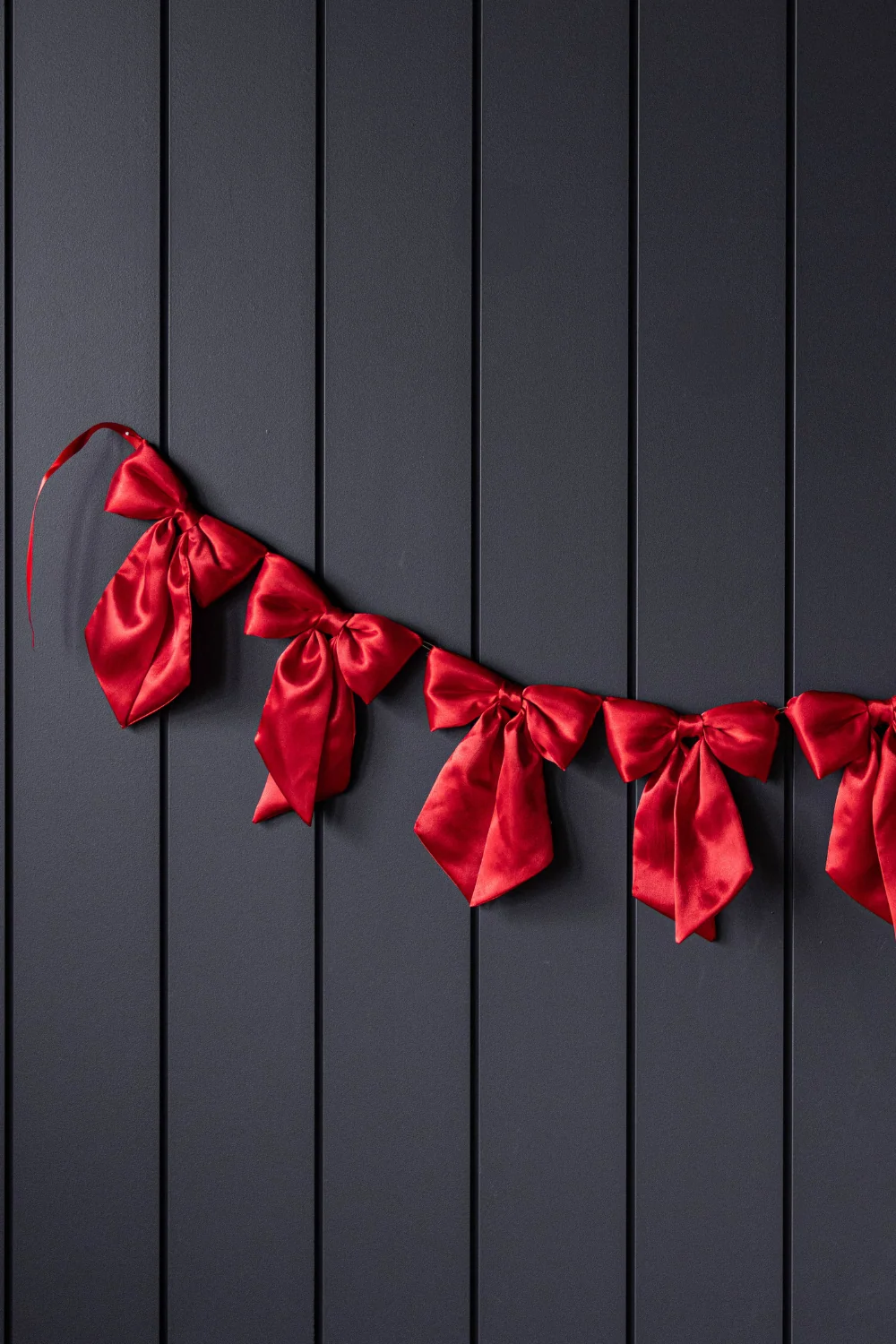 Red Satin Bow Garland