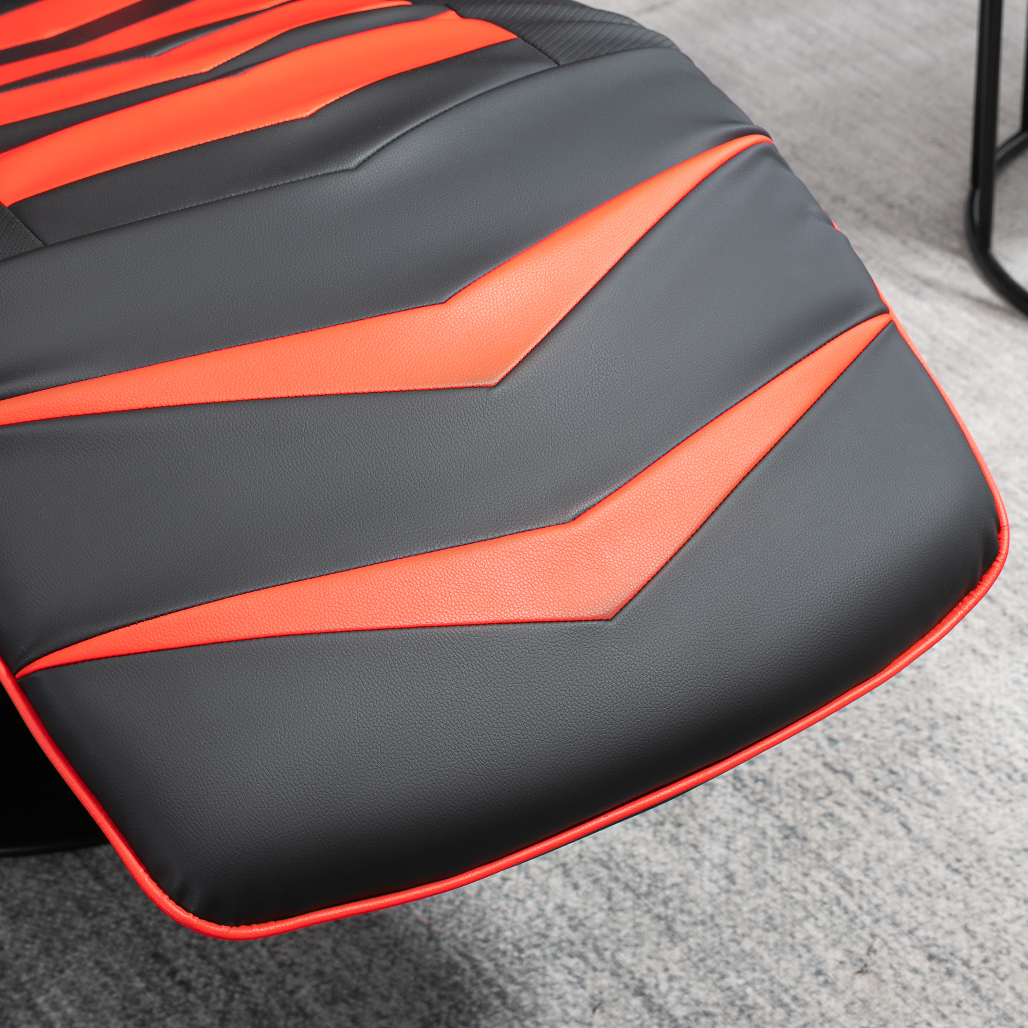 HOMCOM Gaming-stoel met massagefunctie, inclusief voetensteun, ligfunctie, rood + zwart.