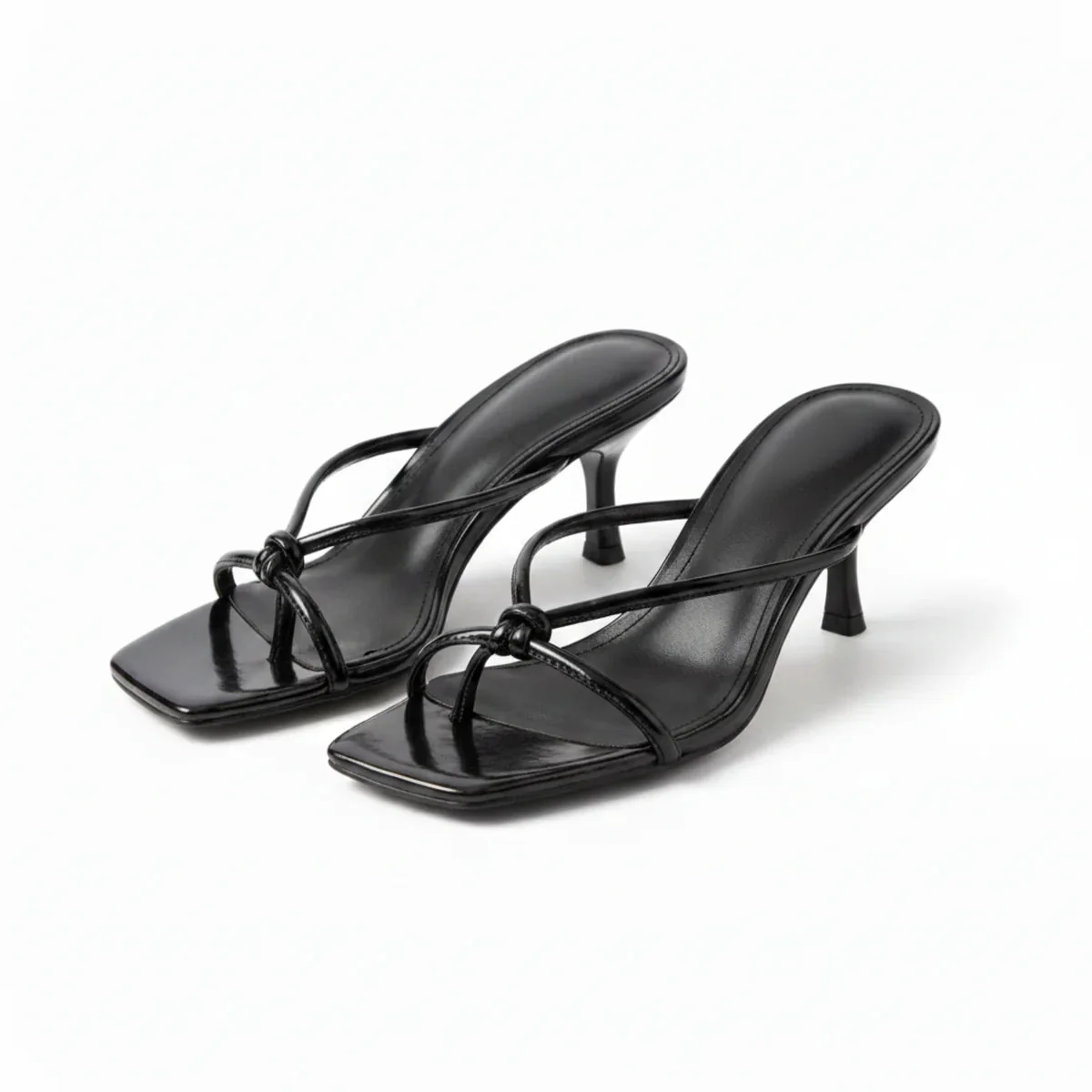 Women��s Heeled Sandals Elegant Knot Strap Design
