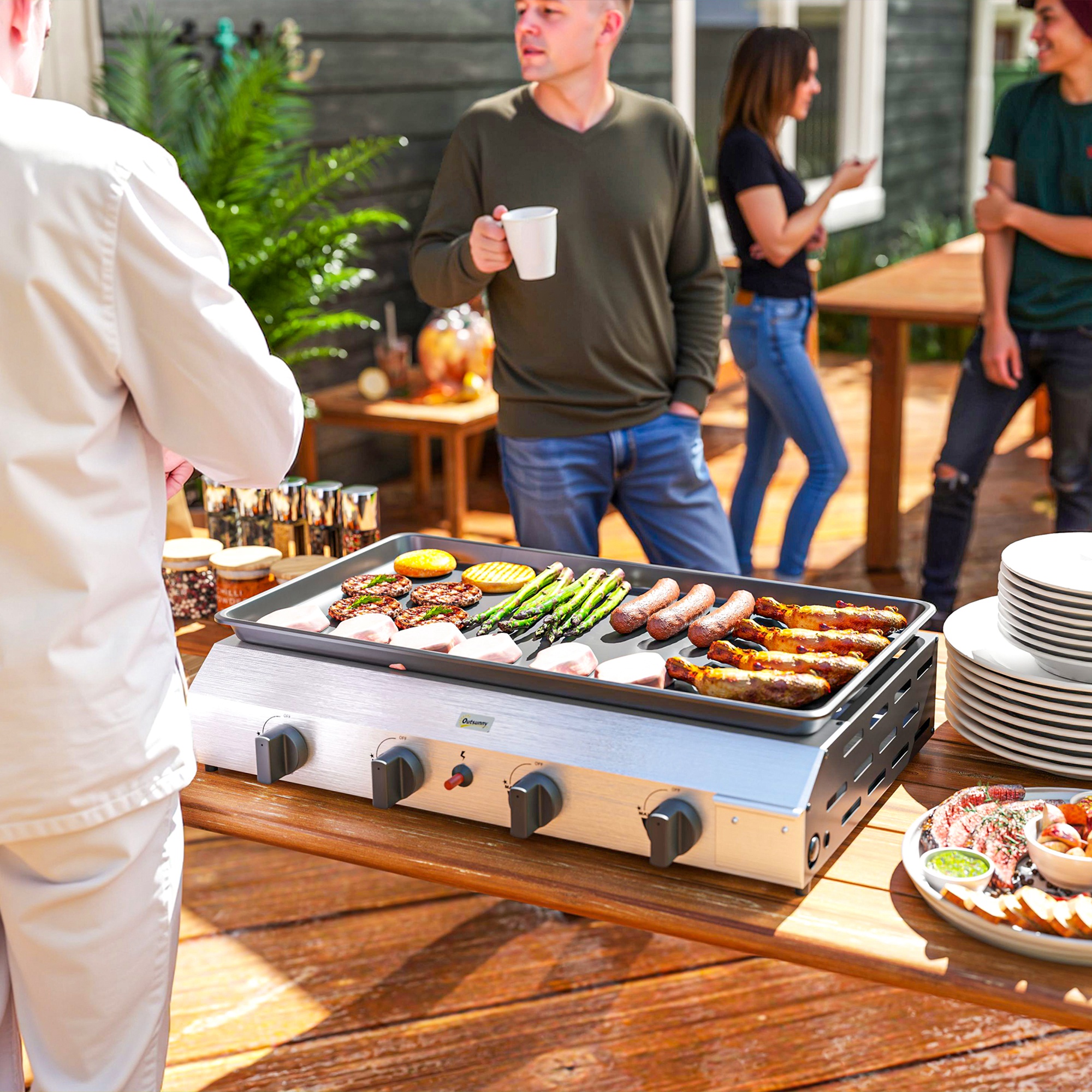 Outsunny Gasbarbecue met 8000BTU/2,4 KW, Grillwagen incl. 4 Roestvrijstalen Branders, Drukregelaar 44 x 44,5 x 19 cm Zilver+Zwart