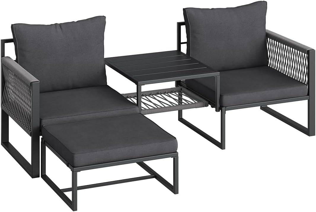 STEELSØN Tyranis Gartenmöbel Set Outdoor 4-TLG inkl. Tisch mit Ablage & Hocker – multifunktionales Balkonmöbel Set mit 6 Kissen – Sitzgarnitur Sessel für 4 Personen – dick gepolstert – Metall schwarz