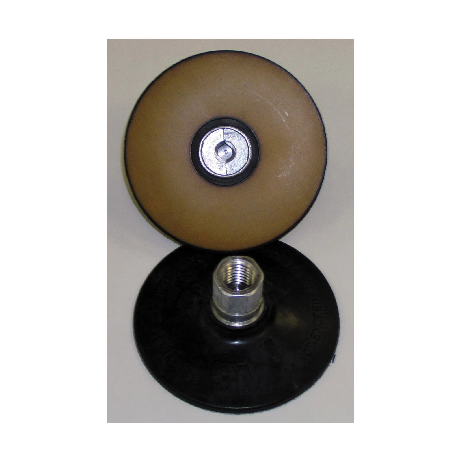 3M AB83980  ~  Roloc Disc Pad 8398 Exta Hard 4 in 5/8 -11 internal