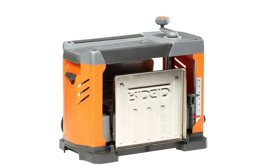 RIDGID R4331 13 hüvelykes vezetékes vastagoló gyalu