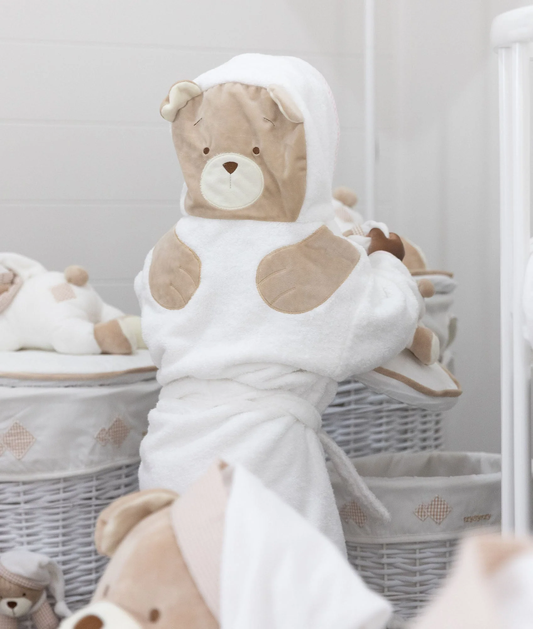 Hooded Bathrobe Towel | White & Beige
