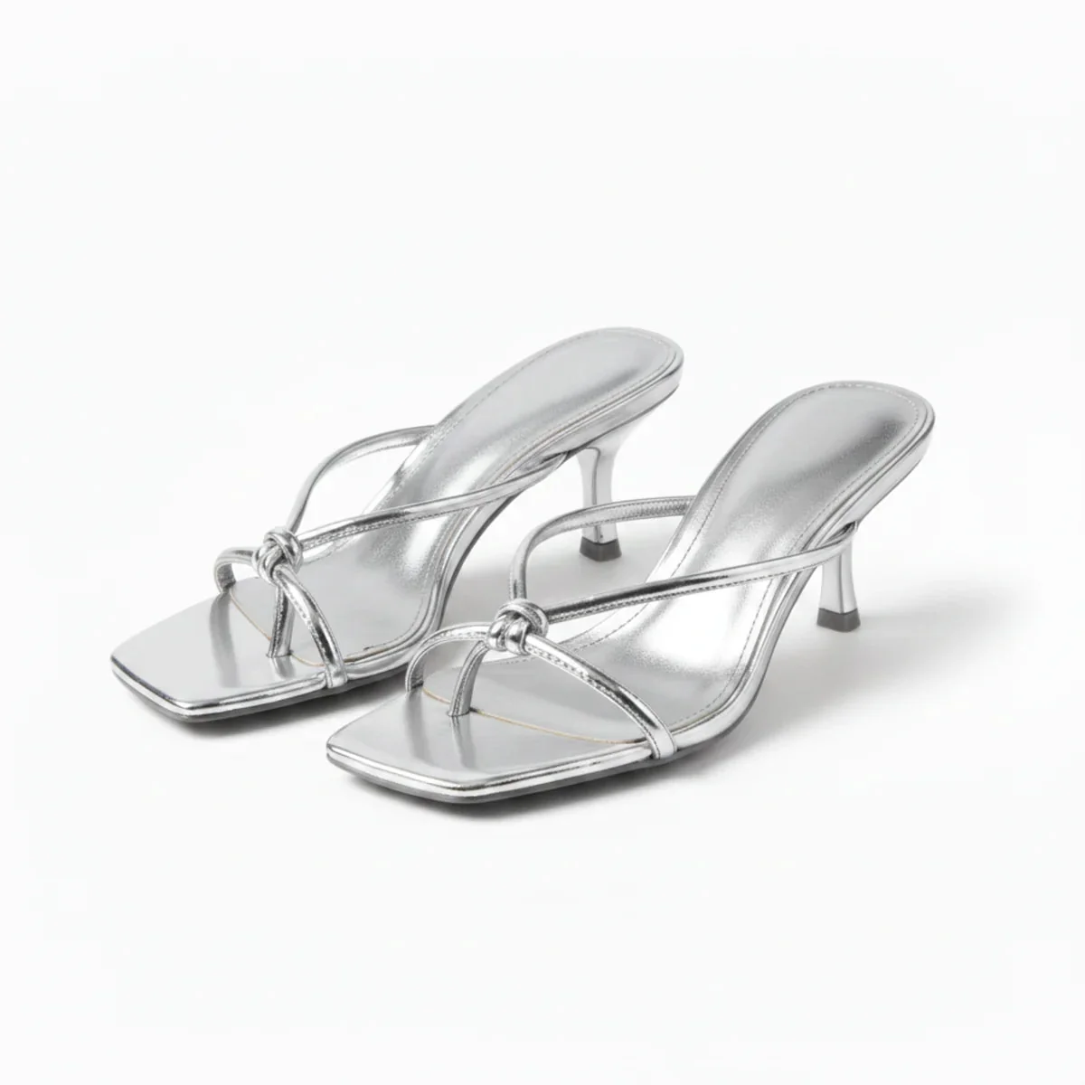 Women��s Heeled Sandals Elegant Knot Strap Design