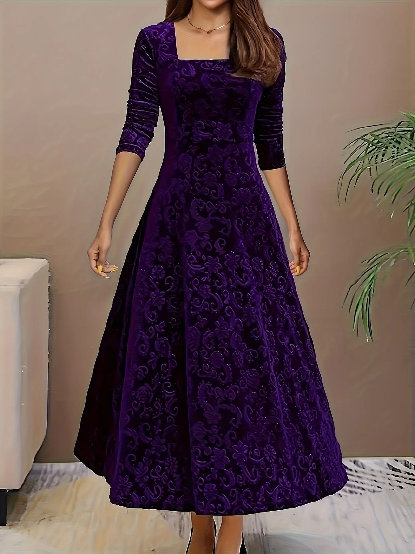 Women��s Embossed Velvet Midi Dress Elegant A-Line with Square Neckline