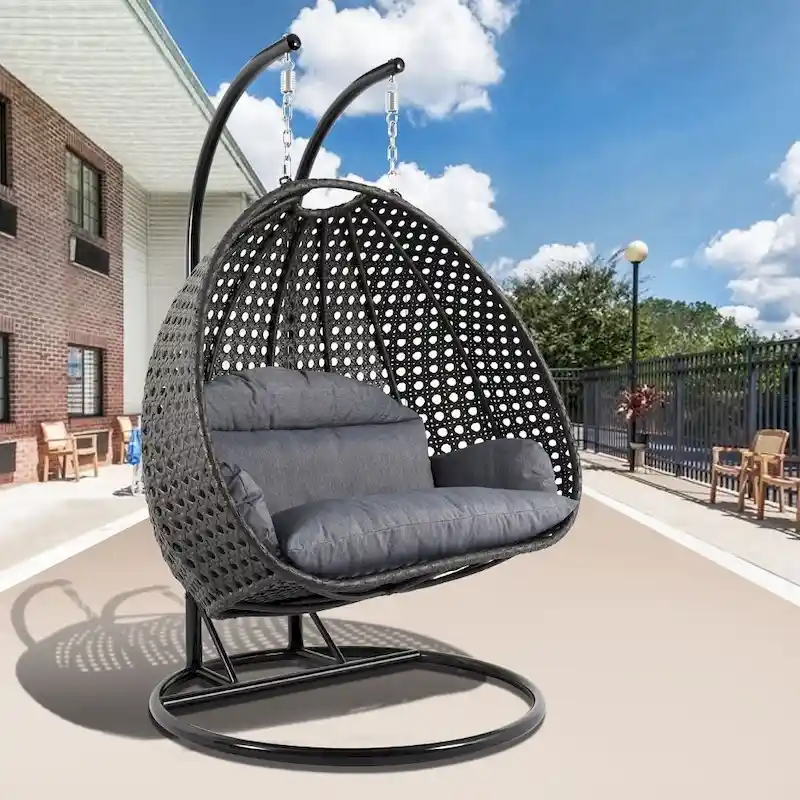 Patio Furniture & Outdoor Seating