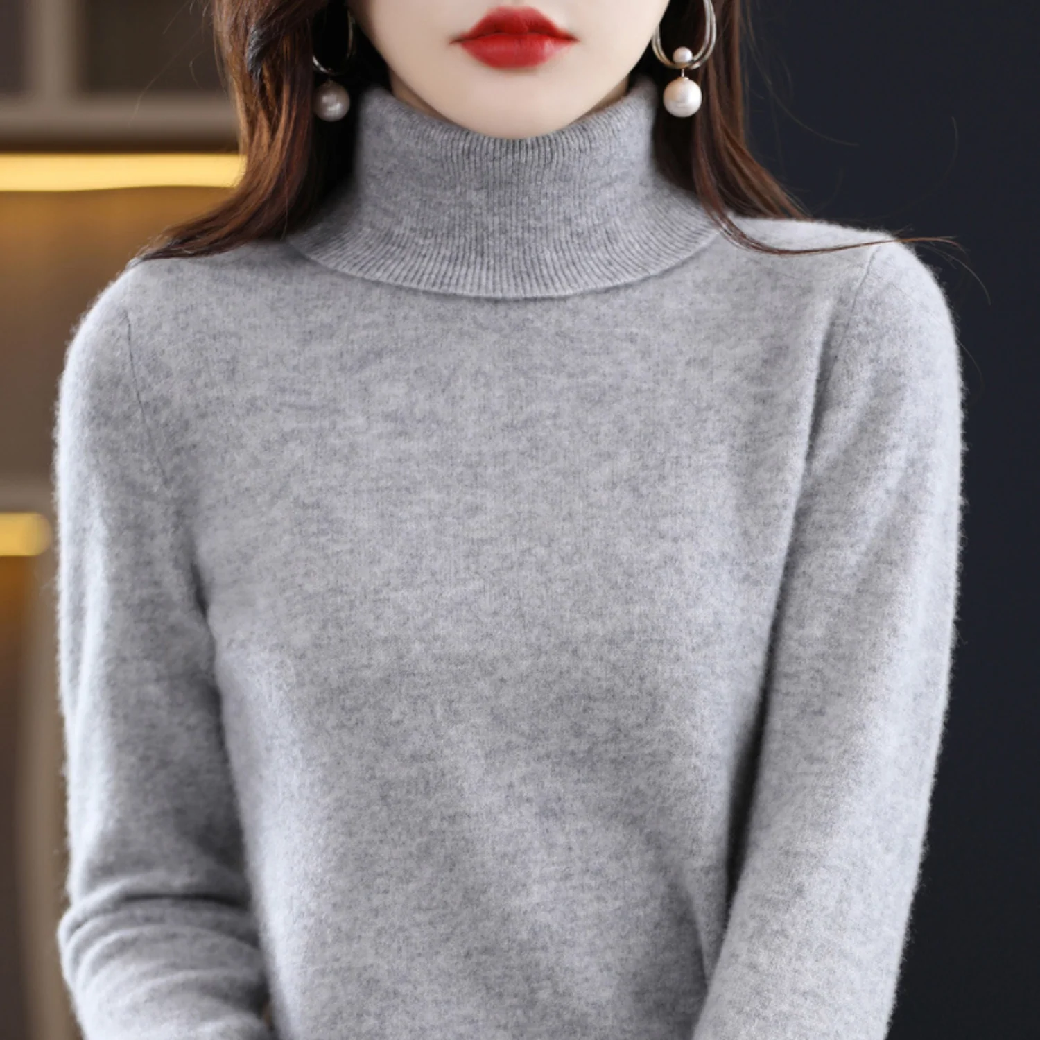 Women��s Turtleneck Sweater Slim Fit Lightweight Design