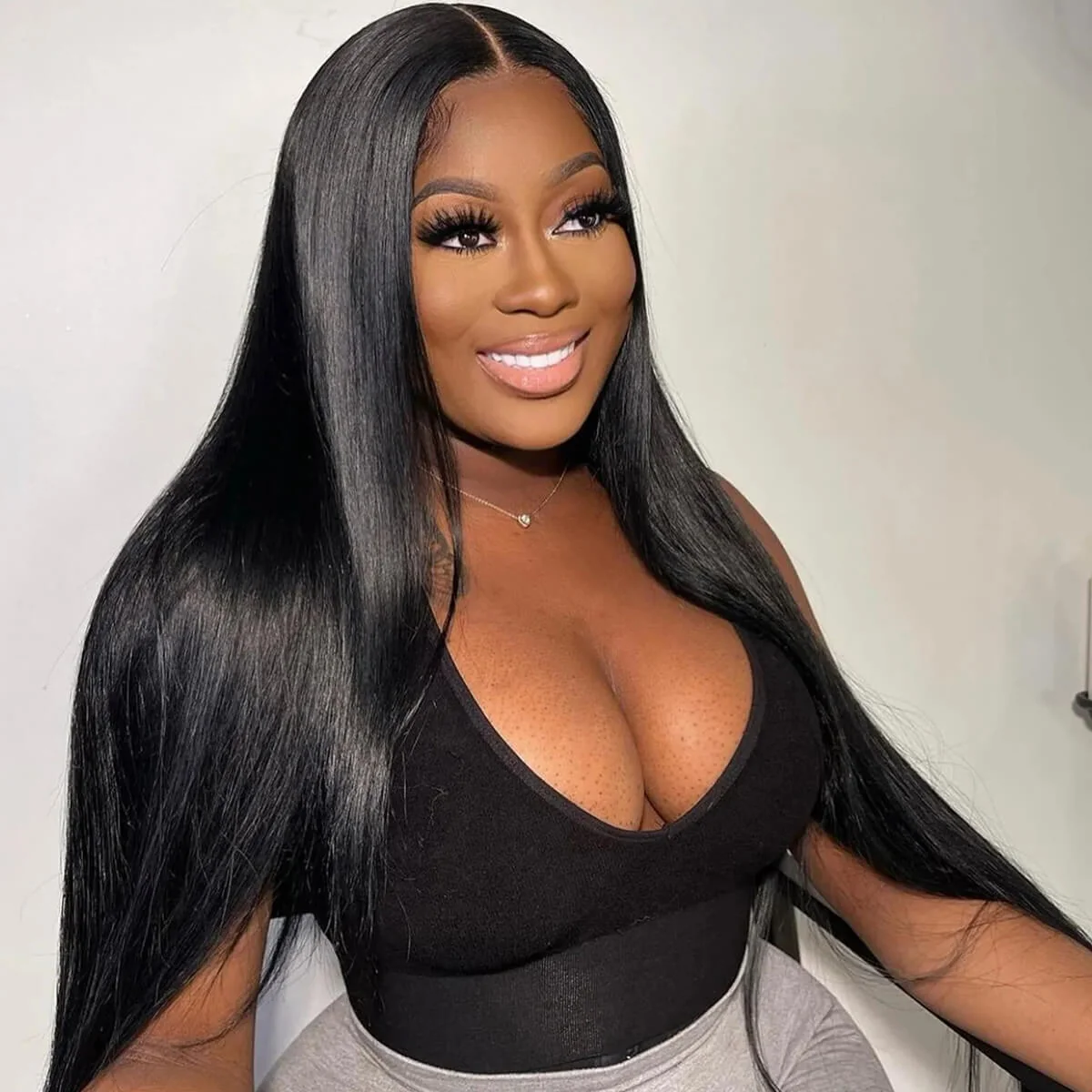 Clearance Straight Human Hair 5X5 HD Lace Closure Wigs Natural Hairline Middle Part Frontal Wig