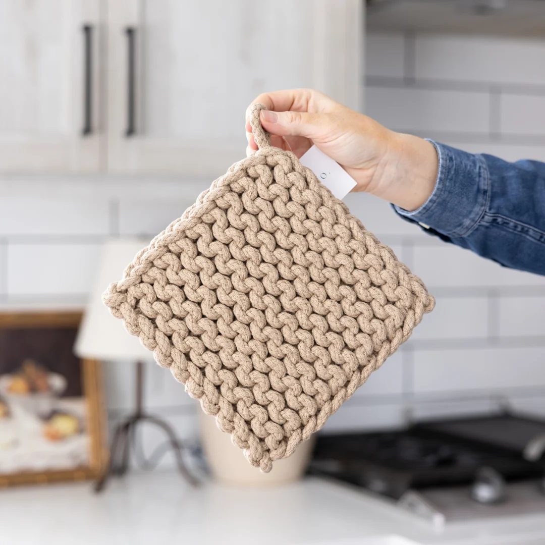 Beige Knitted Pot Holder
