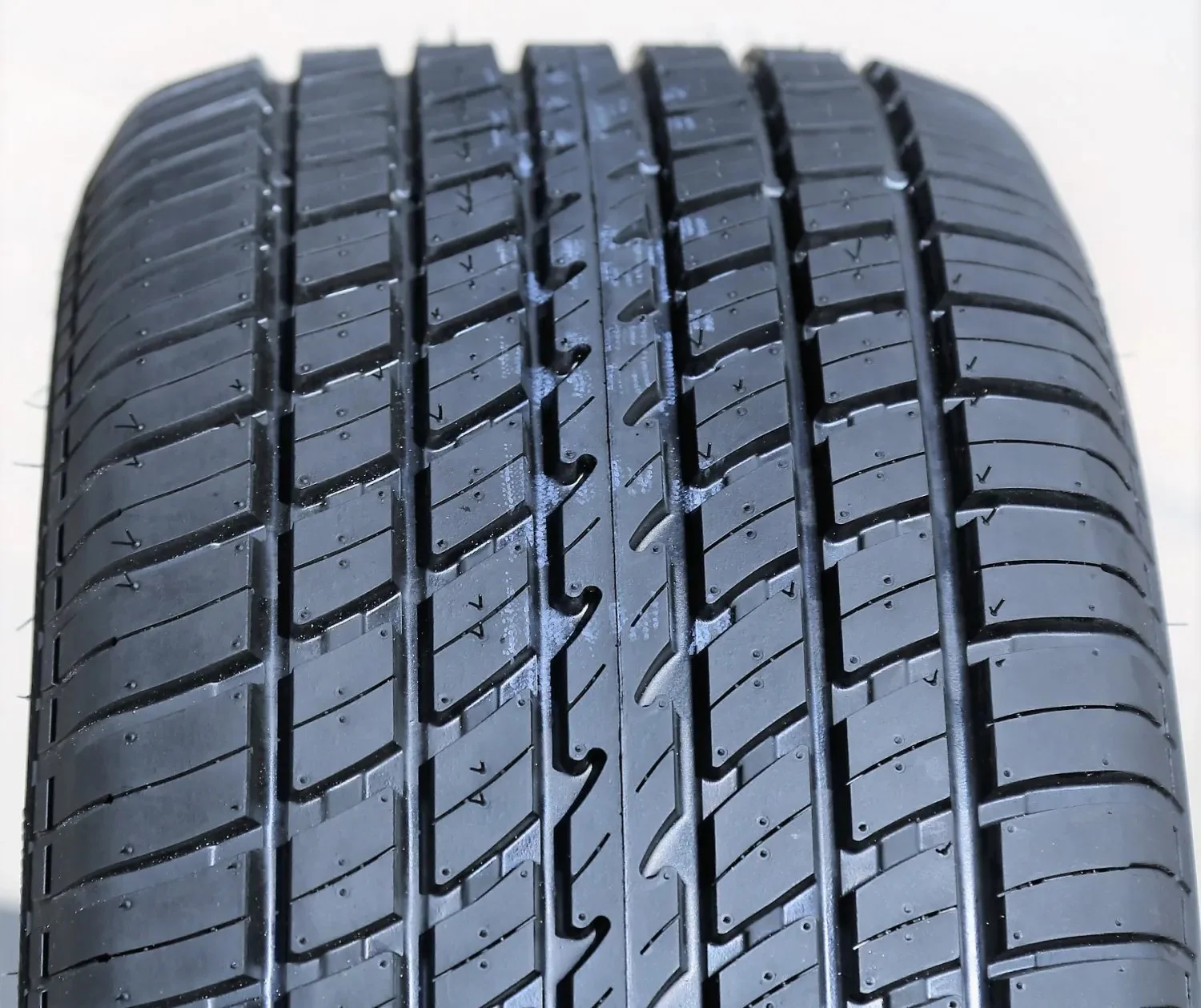 Cooper Cobra Radial G/T 295/50R15 105S A/S All-Season Tire