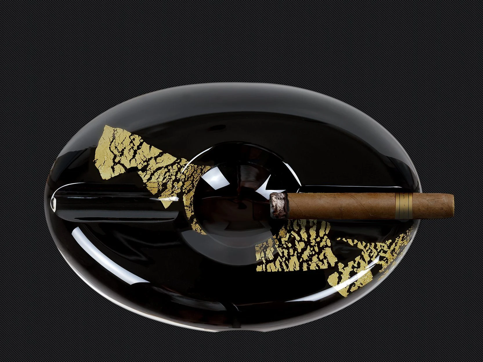Prestige Noir Royal Ashtray