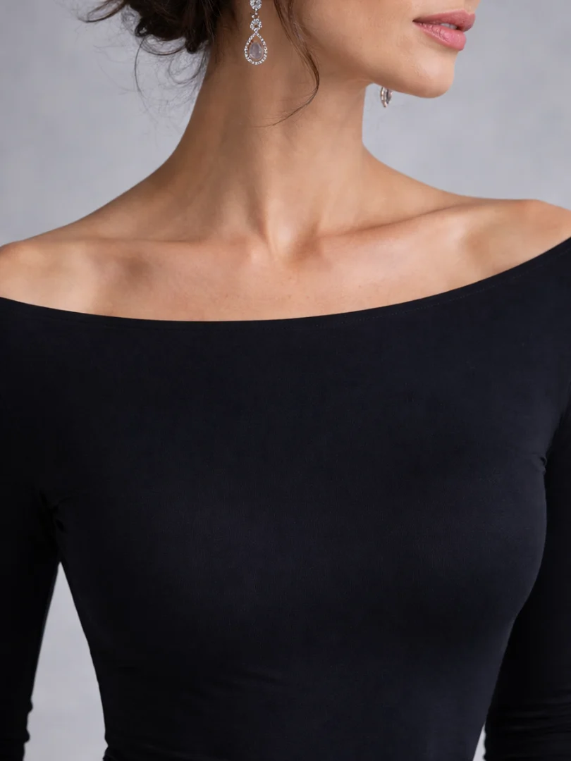 Women��s Elegant Draped Maxi Dress with Long Sleeves