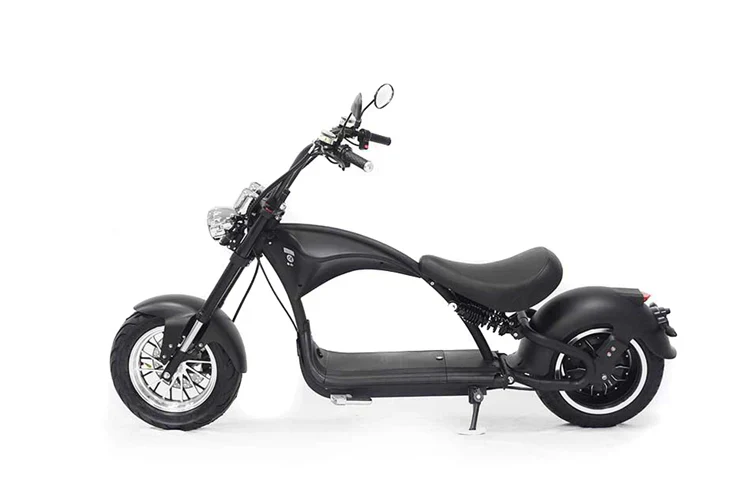 Mangosteen M1P elektrische chopper in matzwart C 2000W borstelloze motor, 60 km/u topsnelheid