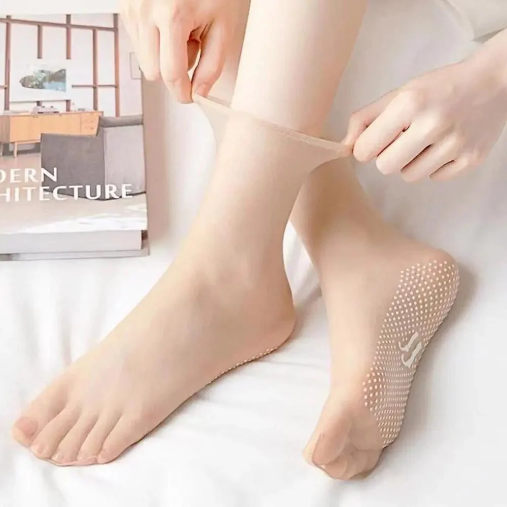 Crystal Socks | Ontdek de vreugde van vrijheid op blote voeten met ultradunne onzichtbare antislipsokken!