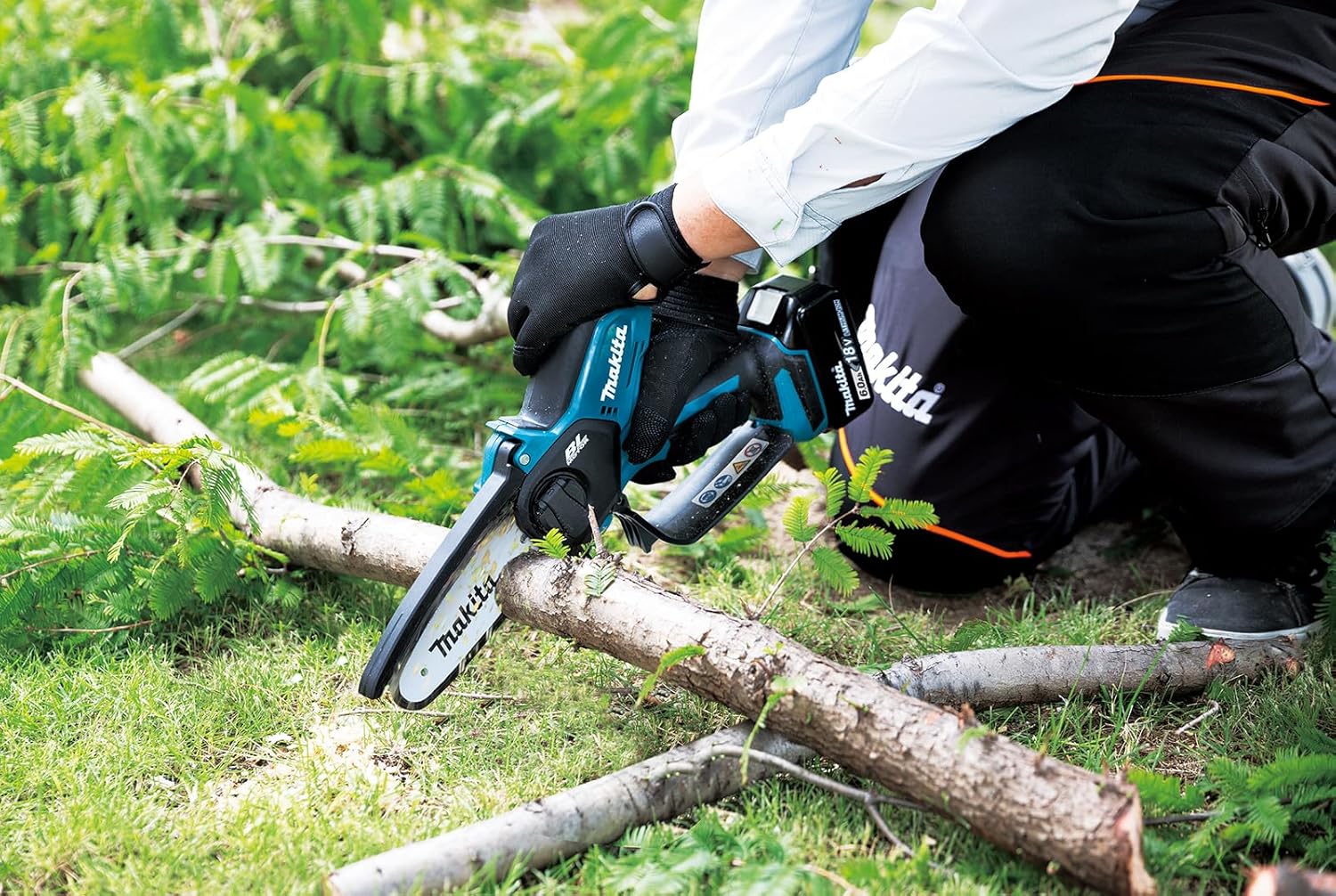 Makita DUC150Z Astsäge, 18 V, Li-Ion, LXT-Akku, bürstenlos, 150 mm, Akku und Ladegerät nicht im Lieferumfang enthalten