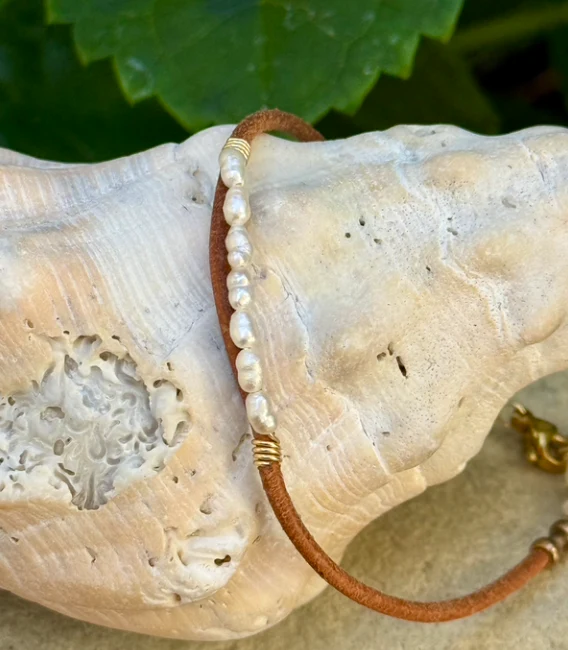 Pearl Simplicity Leather Bracelet