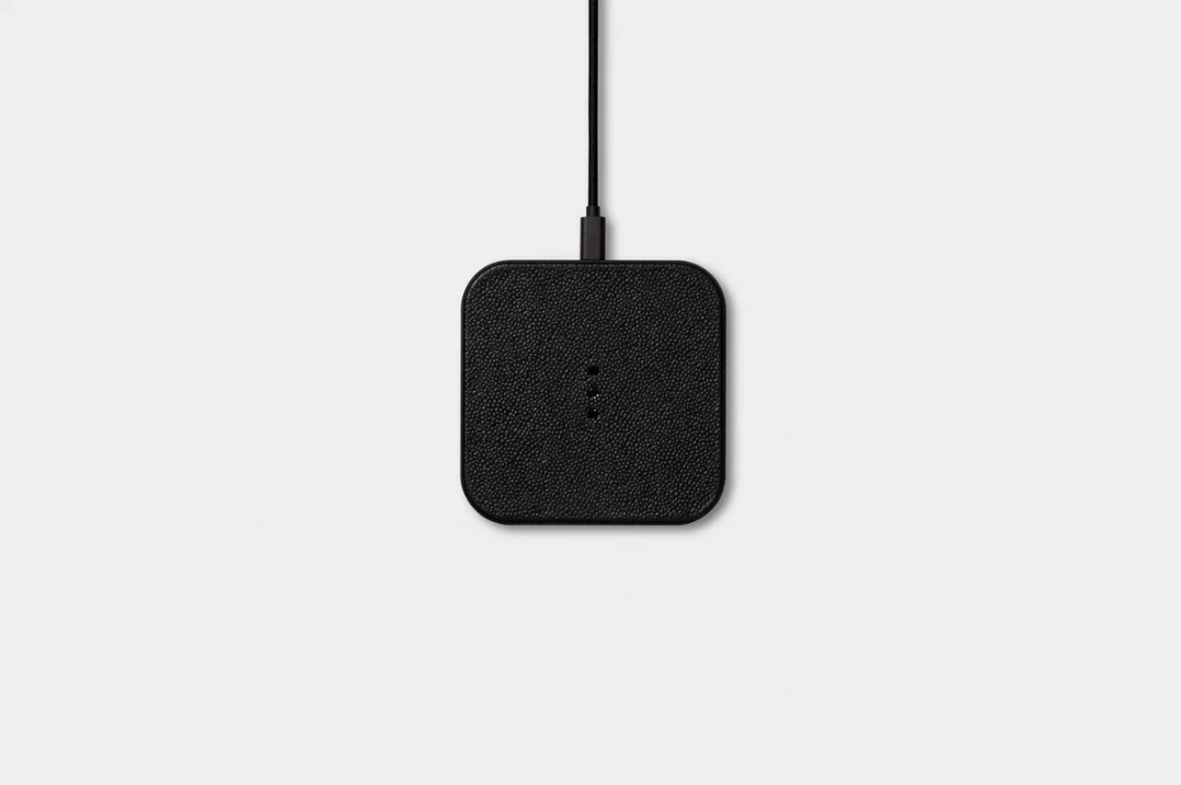 Single Device Wireless Charger, Black