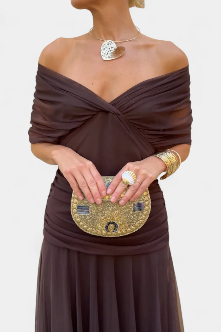 Womena??s Elegant Formal Dress Flowing Silhouette Design