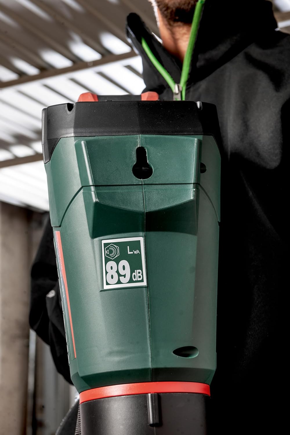 metabo Akku-Laubbläser LB 18 LTX BL - 601607650 - 18 V - Leiser Akku-Laubbläser mit starkem Motor und konstanter Blaskraft - Inkl. 2 Akkus und Ladegerät