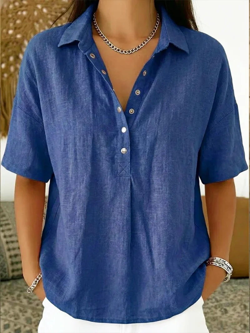 Women��s White Blouse Classic Button-Up Design