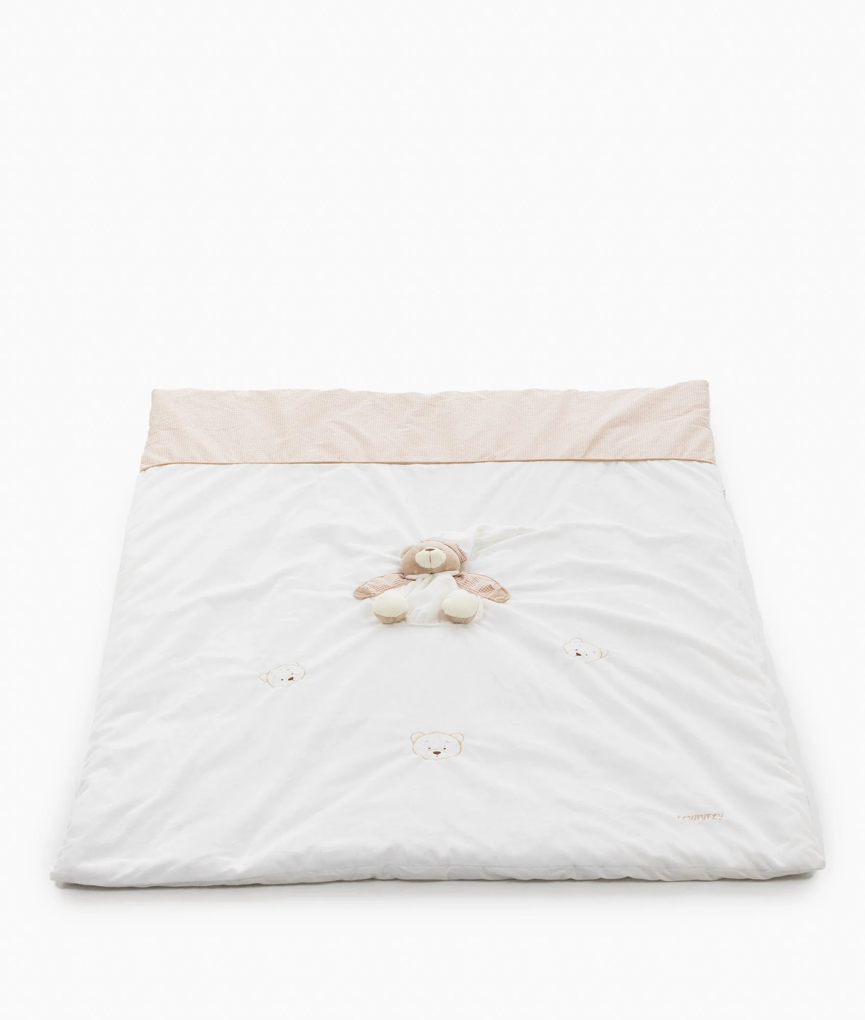 3D Toddler Quilt & Cover | White & Beige