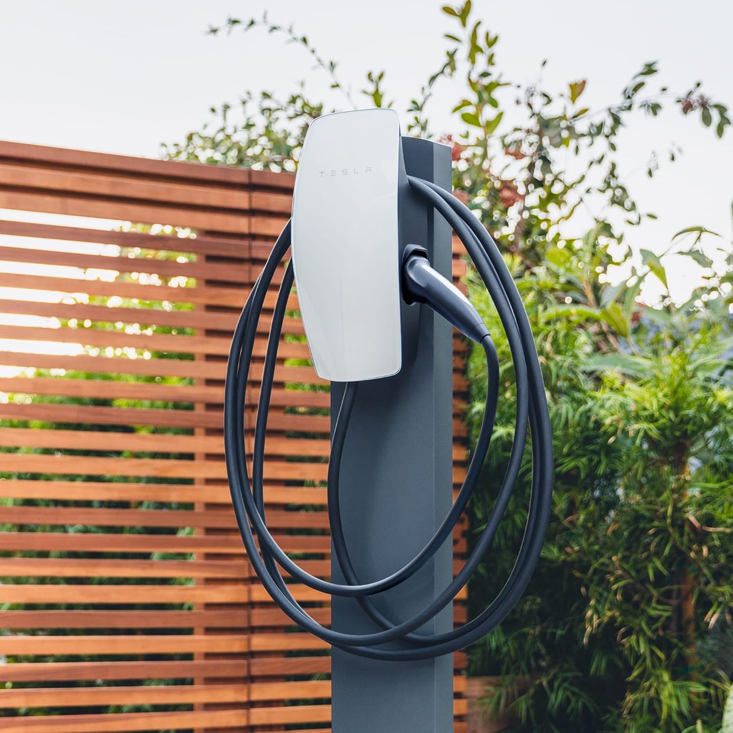 Tesla Wall Connector | Universal Charger | Type 2 | Up to 22kW | Single and Three Phase | 7.3 m Cable Included | Indoor/Outdoor
