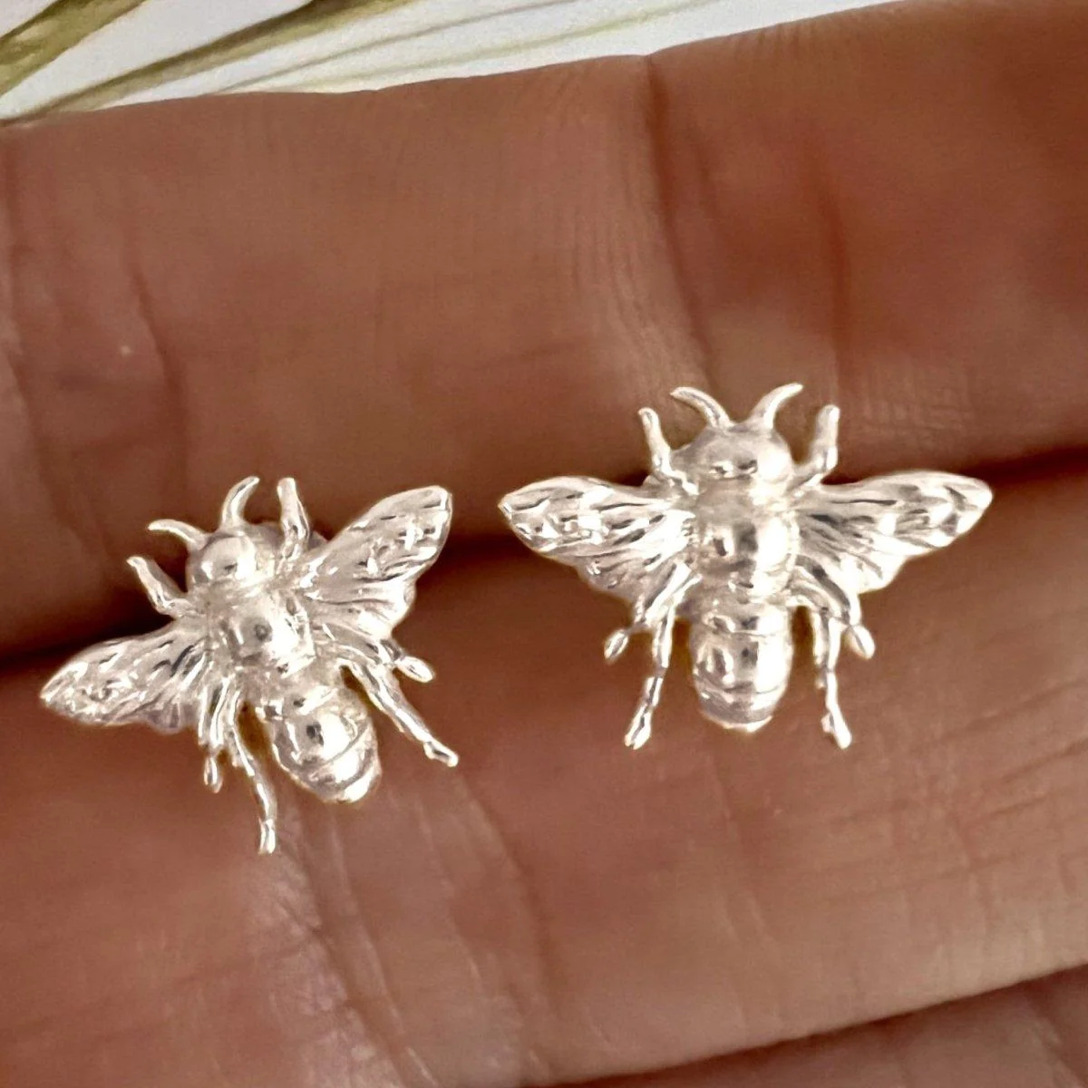 Laihas Prestige Sterling Silver Bee Studs