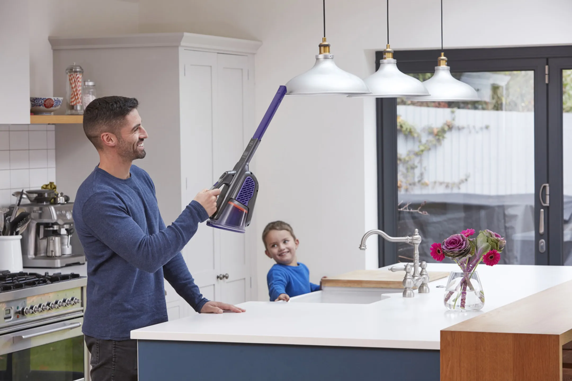 BLACK+DECKER Kruimeldief PET BHHV520BFP-QW