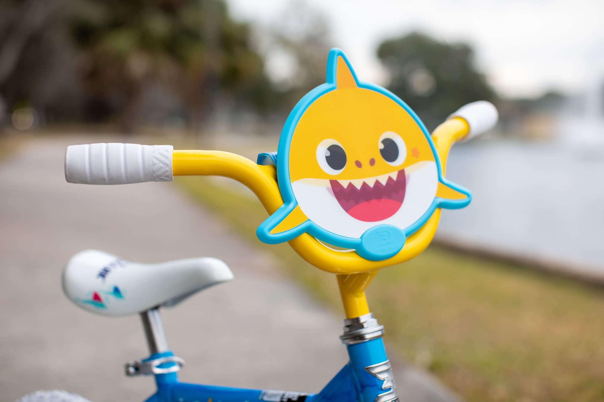 Dynacraft Baby Shark Childrens Bike