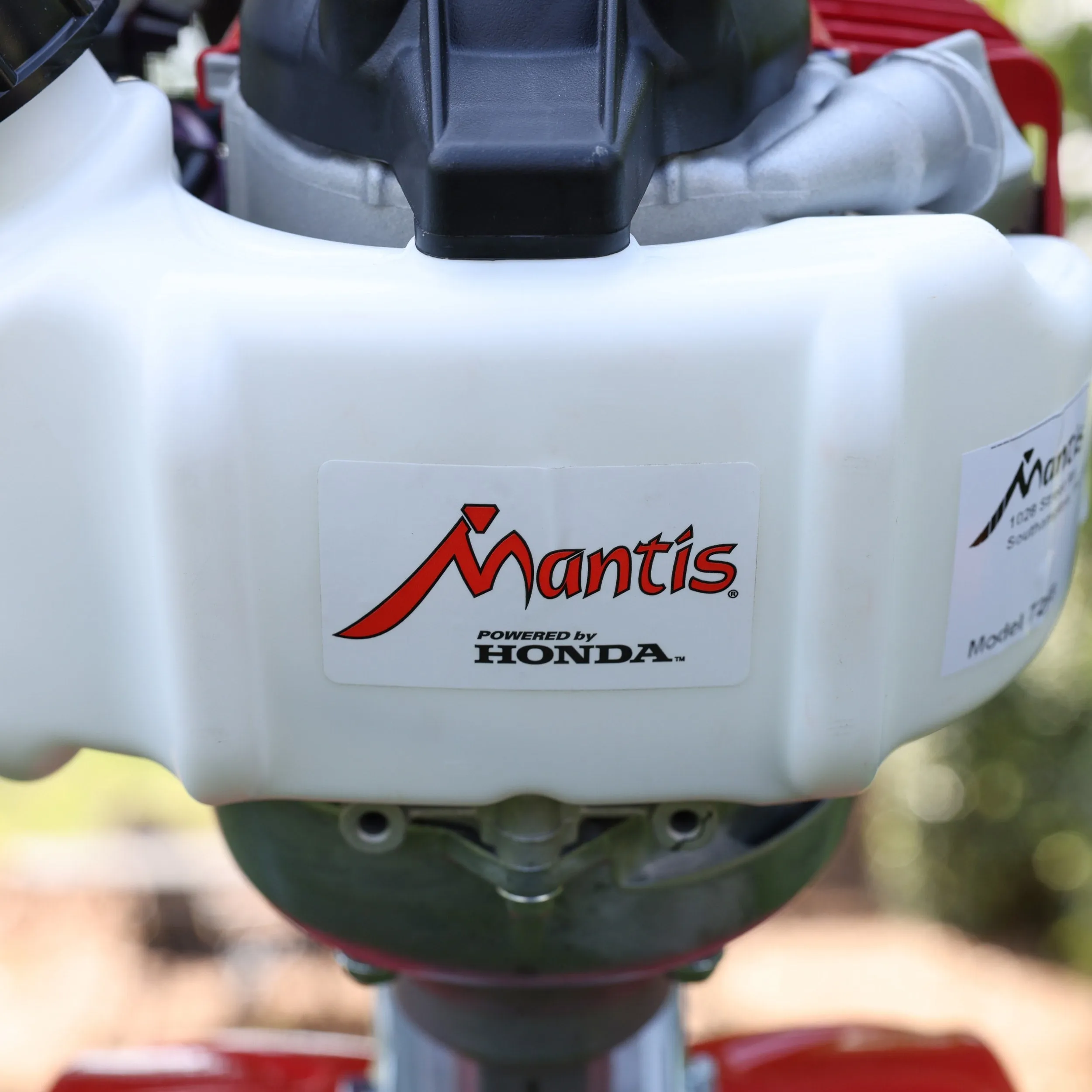 MANTIS 7268 Mini-Cultivator / Grondfrees ?C 25 cc motor ?C 9 inch voorste frezen ?C Voorwaartse rotatie (CARB)