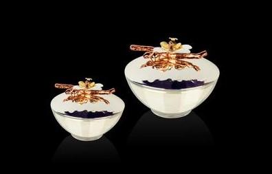 Orchid Round Case Covered Candle