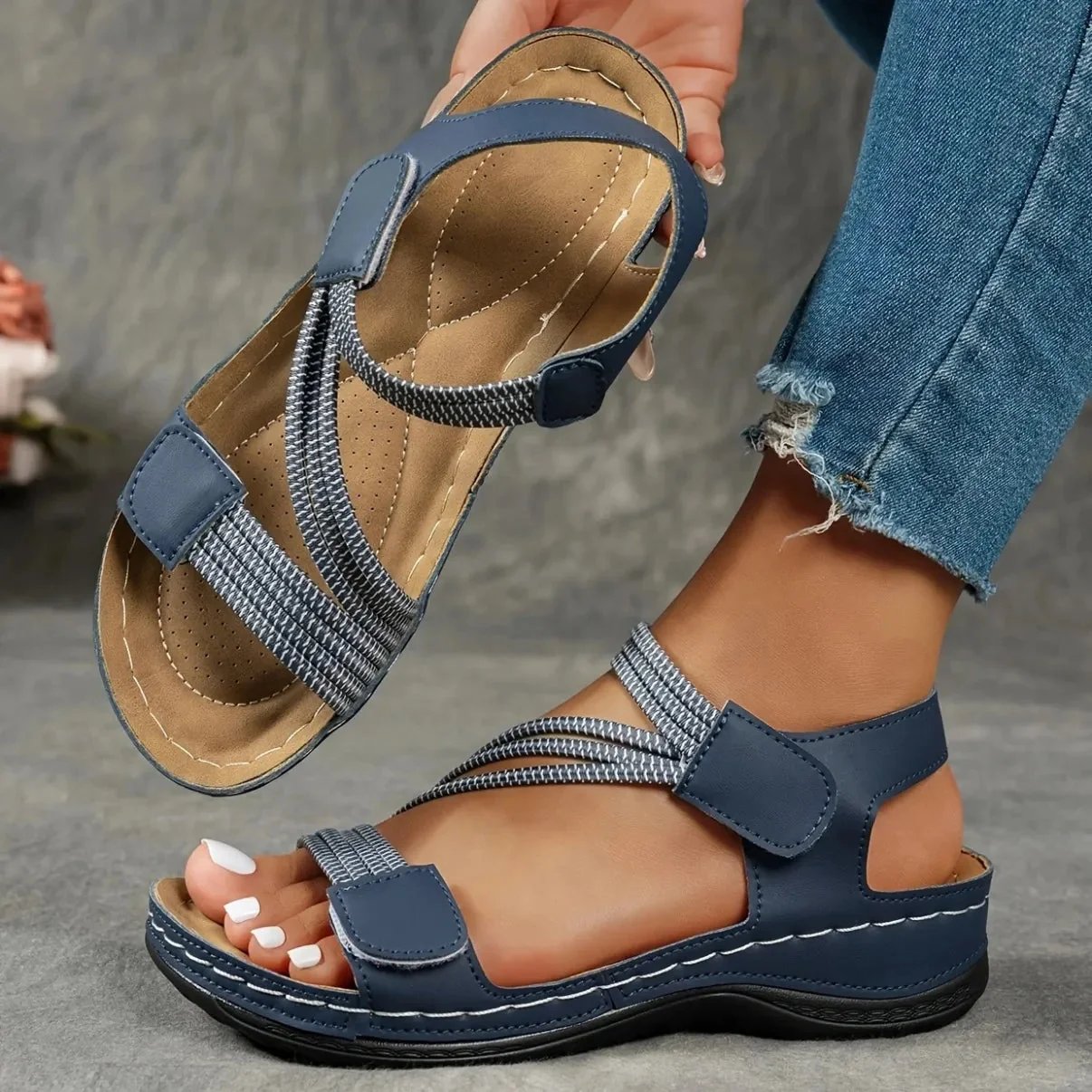 Women��s Casual Sandals Lightweight Flexible Fit