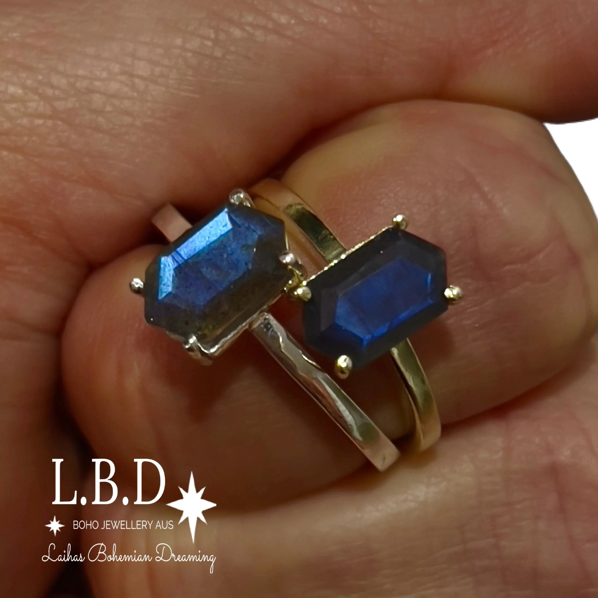 Laihas Gold Mini Hex Crystal Labradorite Ring
