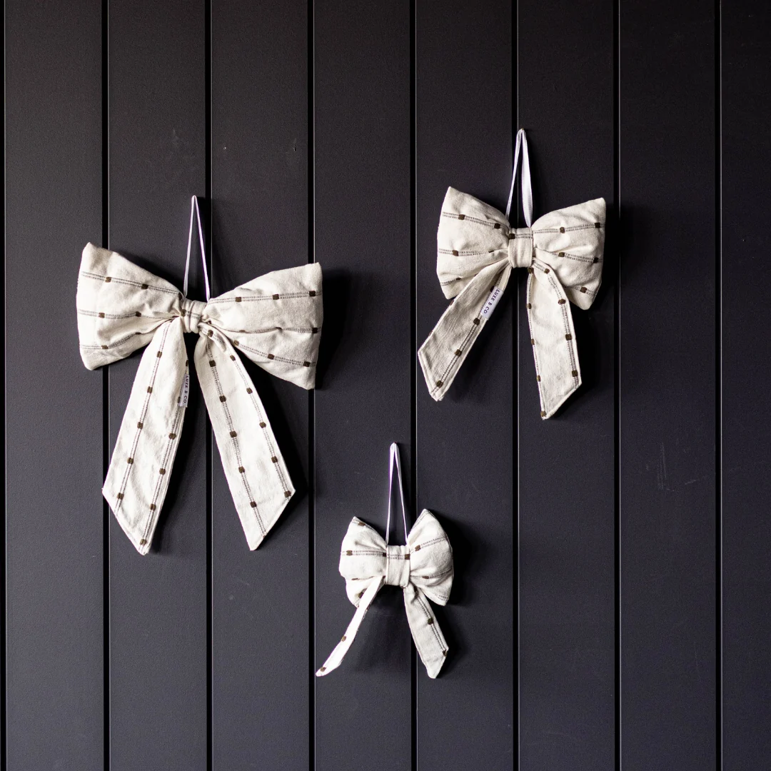 White & Light Green Dotted Striped Bows
